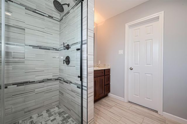 319 Gentilly Dr, Katy, TX 77450