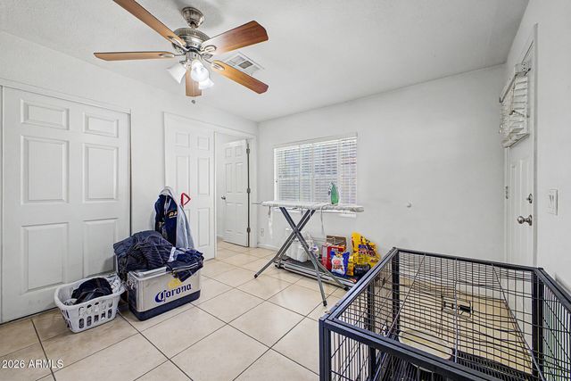 3915 E CHEERY LYNN Road, Phoenix, AZ 85018