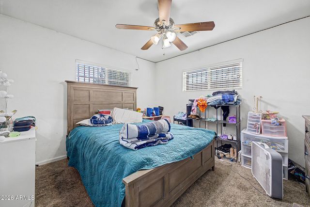 3915 E CHEERY LYNN Road, Phoenix, AZ 85018