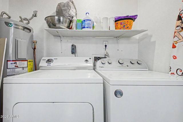 3915 E CHEERY LYNN Road, Phoenix, AZ 85018