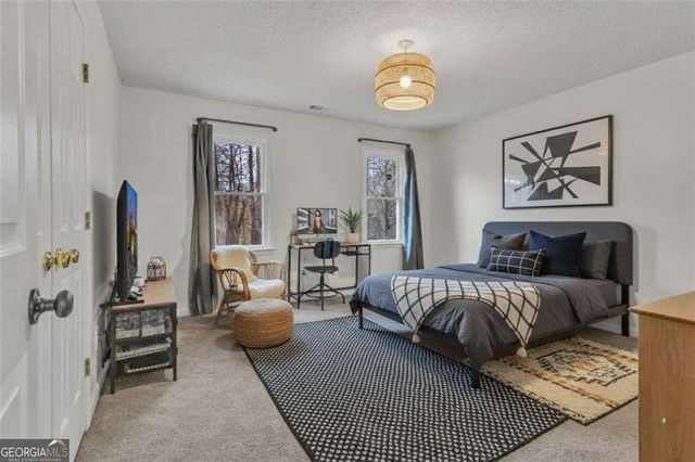 2052 Sanderlings Drive NW, Kennesaw, GA 30152