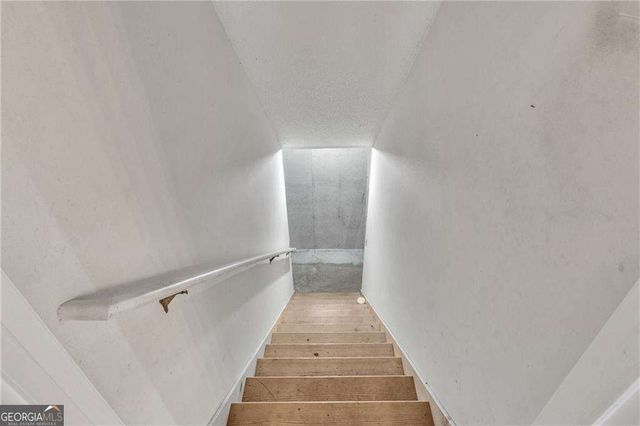 2052 Sanderlings Drive NW, Kennesaw, GA 30152