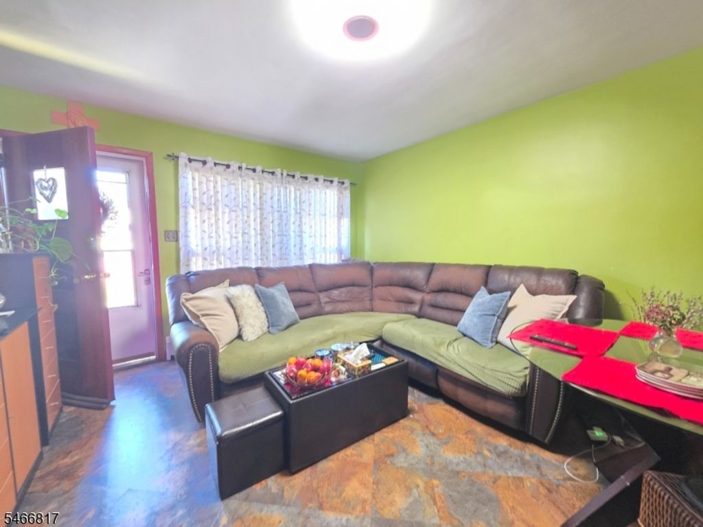 176 Kensington Ave, Woodbridge Twp., NJ 07067 — photo 4