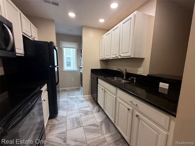 862 Brandon Avenue, Pontiac, MI 48340
