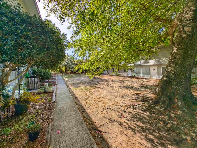 4601 Lomax Ct, Murrells Inlet, SC 29576