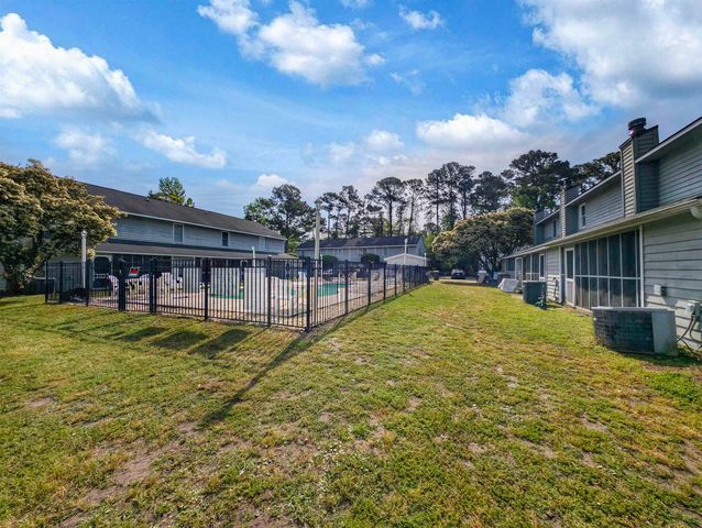 4601 Lomax Ct, Murrells Inlet, SC 29576