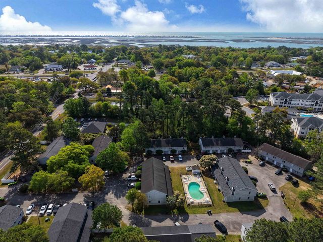 4601 Lomax Ct, Murrells Inlet, SC 29576