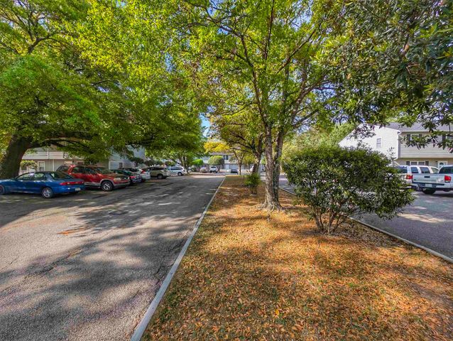 4601 Lomax Ct, Murrells Inlet, SC 29576