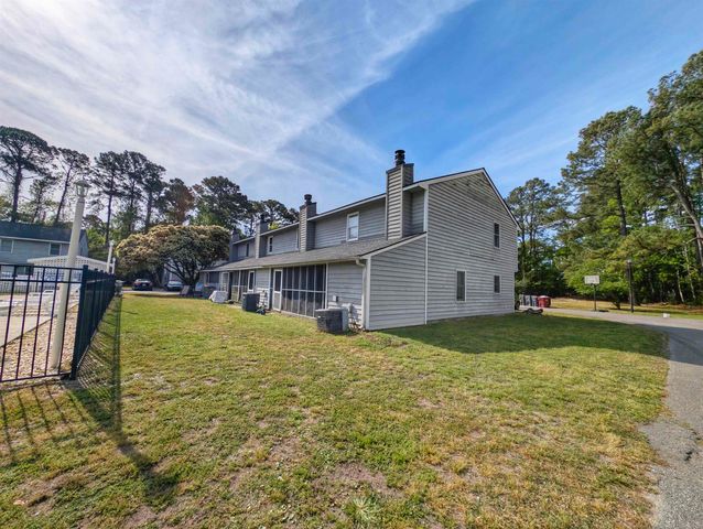4601 Lomax Ct, Murrells Inlet, SC 29576