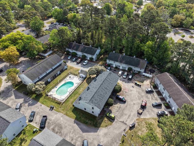 4601 Lomax Ct, Murrells Inlet, SC 29576