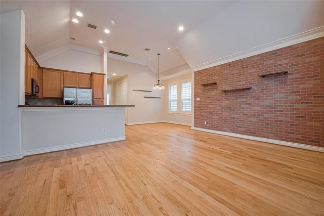 2624 Starboard Point, Houston, TX 77054