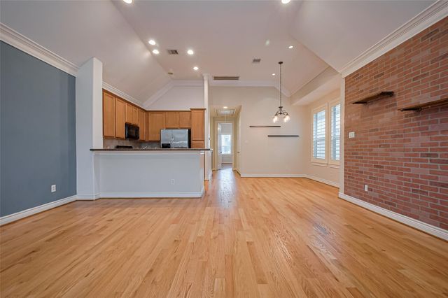 2624 Starboard Point, Houston, TX 77054