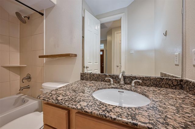 2624 Starboard Point, Houston, TX 77054