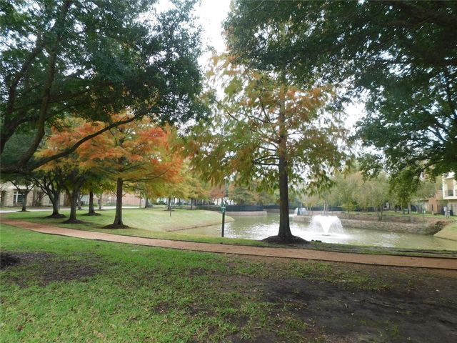 2624 Starboard Point, Houston, TX 77054