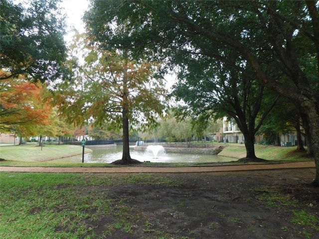 2624 Starboard Point, Houston, TX 77054