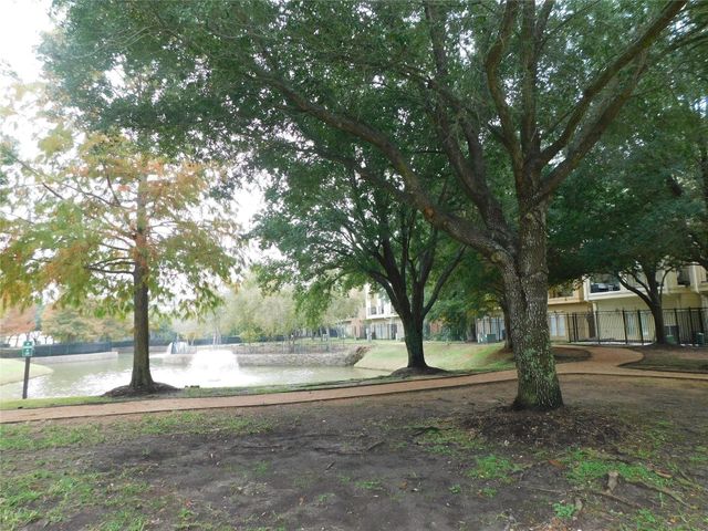 2624 Starboard Point, Houston, TX 77054