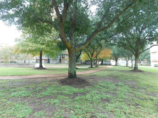 2624 Starboard Point, Houston, TX 77054