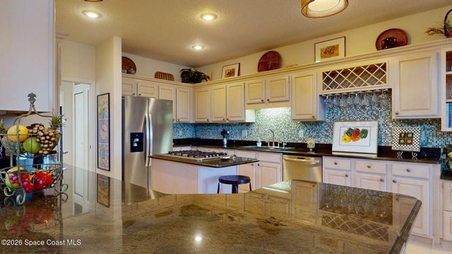 521 Island Court, Indian Harbour Beach, FL 32937
