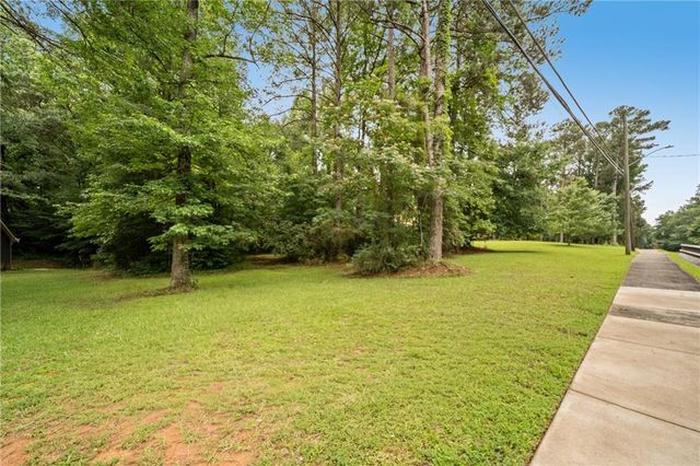 3570 Burlingham Drive, Lithonia, GA 30038