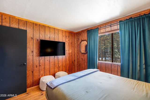 115 LODGE Drive, Munds Park, AZ 86017