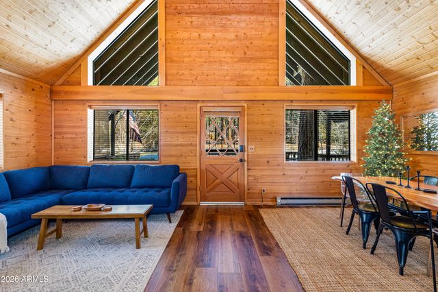 115 LODGE Drive, Munds Park, AZ 86017