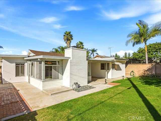 900 De Jur, Brea, CA 92821