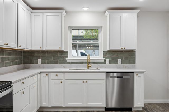 6234 Bandera Avenue A, Dallas, TX 75225