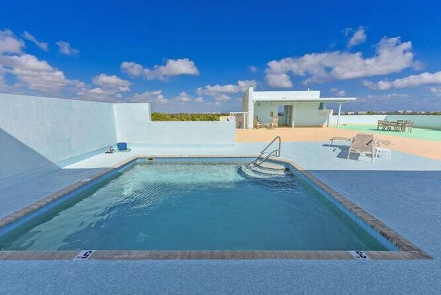 108 Lake Avenue 406, Lake Worth Beach, FL 33460