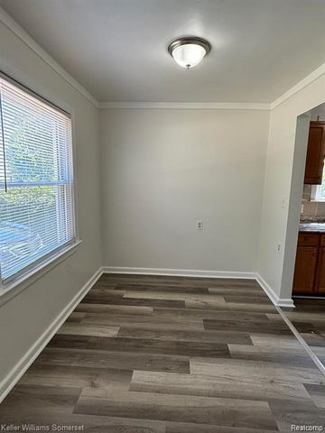 19216 Woodside Street, Harper Woods, MI 48225