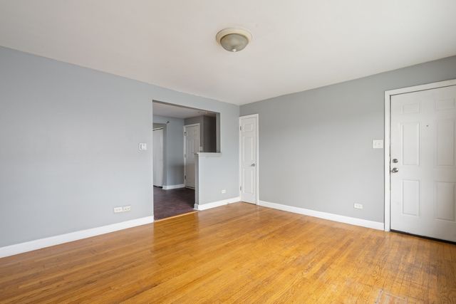 6522 S Vernon Avenue 2B, Chicago, IL 60637