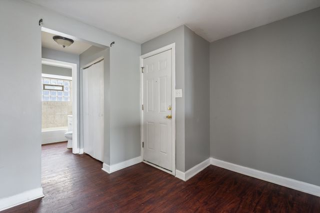 6522 S Vernon Avenue 2B, Chicago, IL 60637