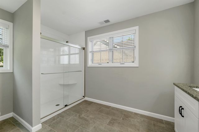 101 Centerwood Way, Manchester, NH 03102