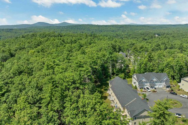 101 Centerwood Way, Manchester, NH 03102