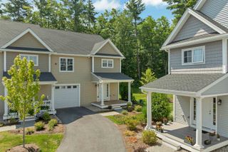 101 Centerwood Way, Manchester, NH 03102
