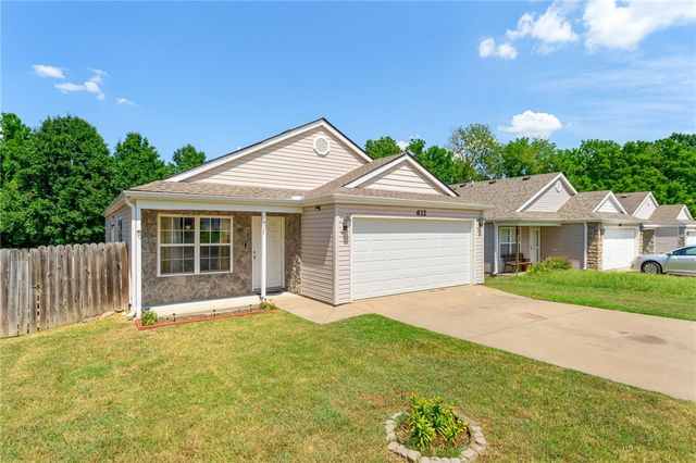 612 Meadow Brook Court, Decatur, AR 72722