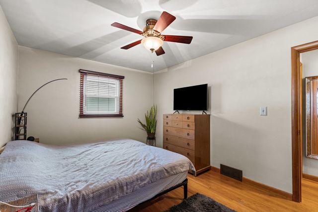 2211 Montana Avenue, Rockford, IL 61108