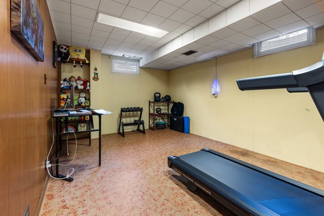 2211 Montana Avenue, Rockford, IL 61108