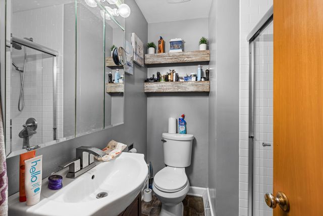 2211 Montana Avenue, Rockford, IL 61108