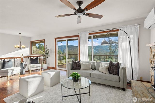 4266 356th Drive SE, Fall City, WA 98024