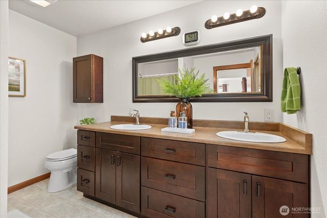 4266 356th Drive SE, Fall City, WA 98024