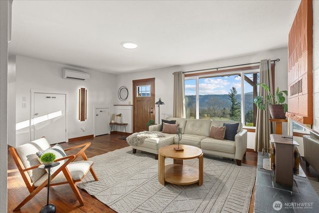 4266 356th Drive SE, Fall City, WA 98024