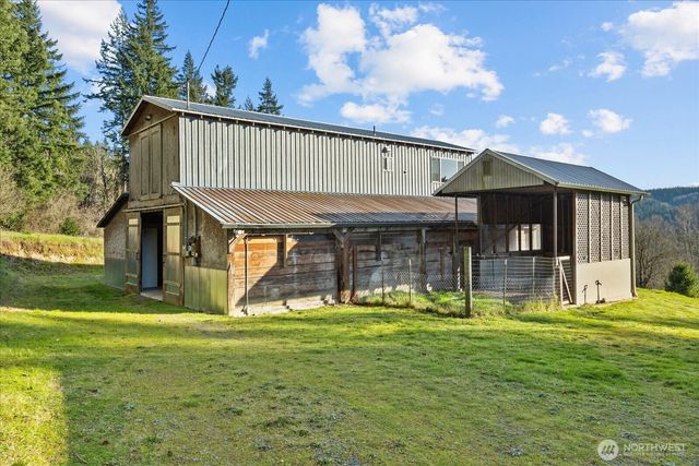 4266 356th Drive SE, Fall City, WA 98024