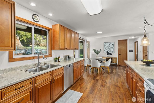 4266 356th Drive SE, Fall City, WA 98024