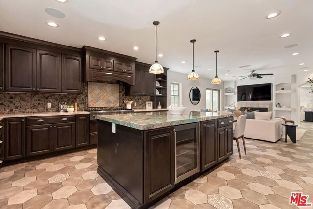 11360 Segrell Way, Culver City, CA 90230