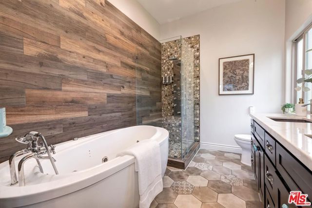 11360 Segrell Way, Culver City, CA 90230