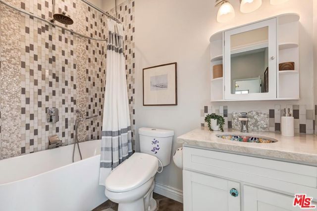 11360 Segrell Way, Culver City, CA 90230