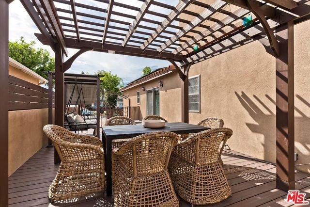 11360 Segrell Way, Culver City, CA 90230