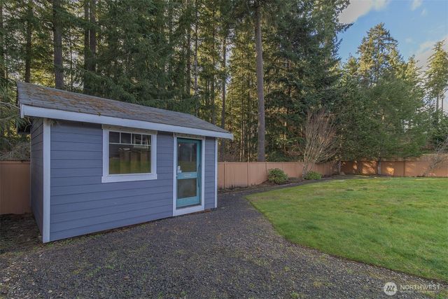 8333 Summerwood Drive SE, Olympia, WA 98513