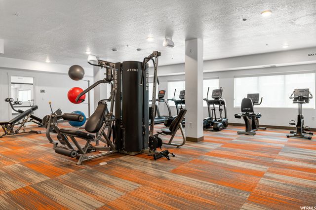 2270 S 1100 W, West Haven, UT 84401