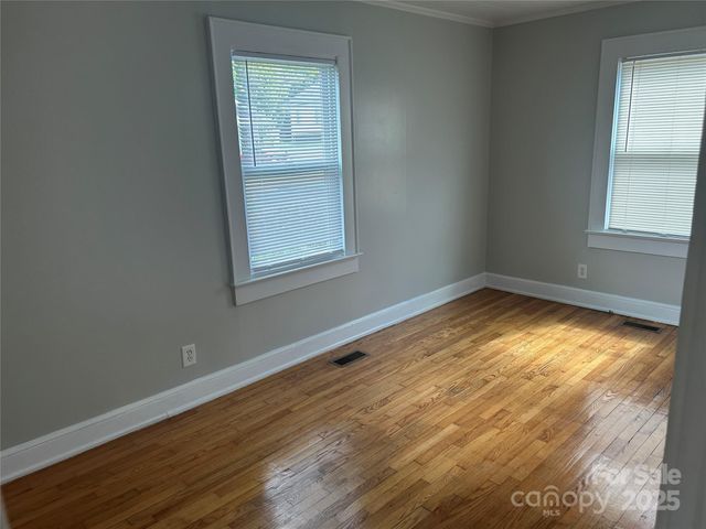 511 6th Street SW, Conover, NC 28613